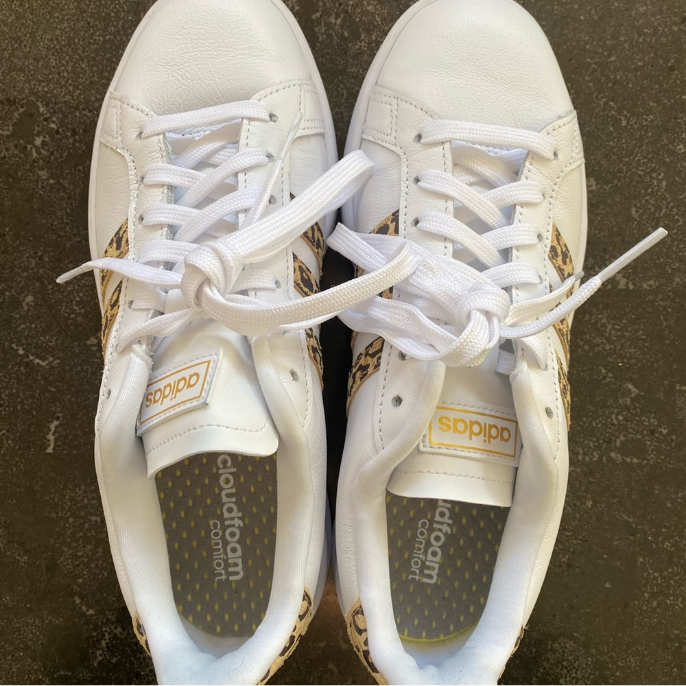 Adidas Grand Court tennis/casual sneakers. Leopard Print